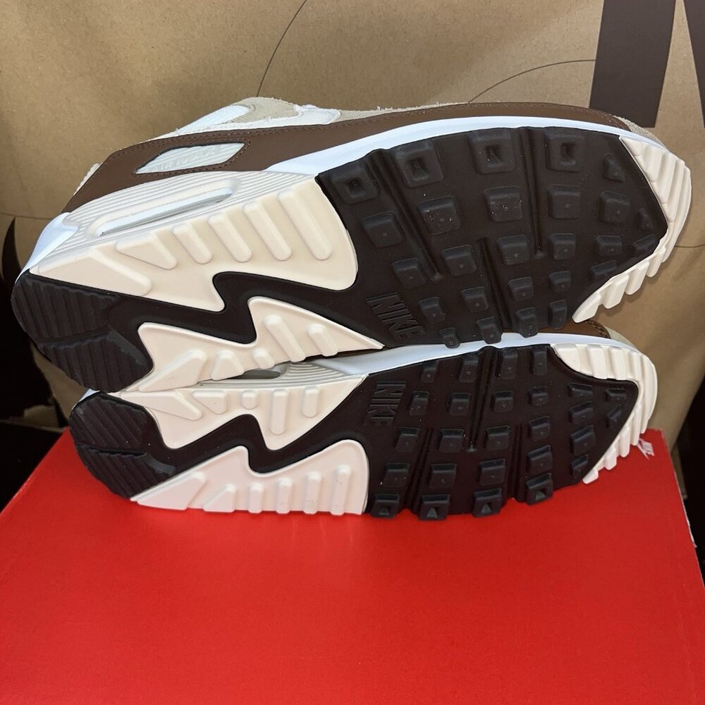 NEW Nike Air Max 90 Summit White/Khaki/Light Orewood DM0029-109 Mens Size 8 - Picture 6 of 8